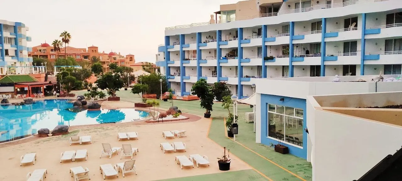 Tropical Green Park - Piscina - Parking - Edificio Corbeta San Miguel de Abona